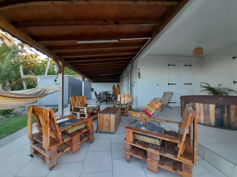 Maison Bord De Mer A 100 M Saint-Francois  Exteriér fotografie