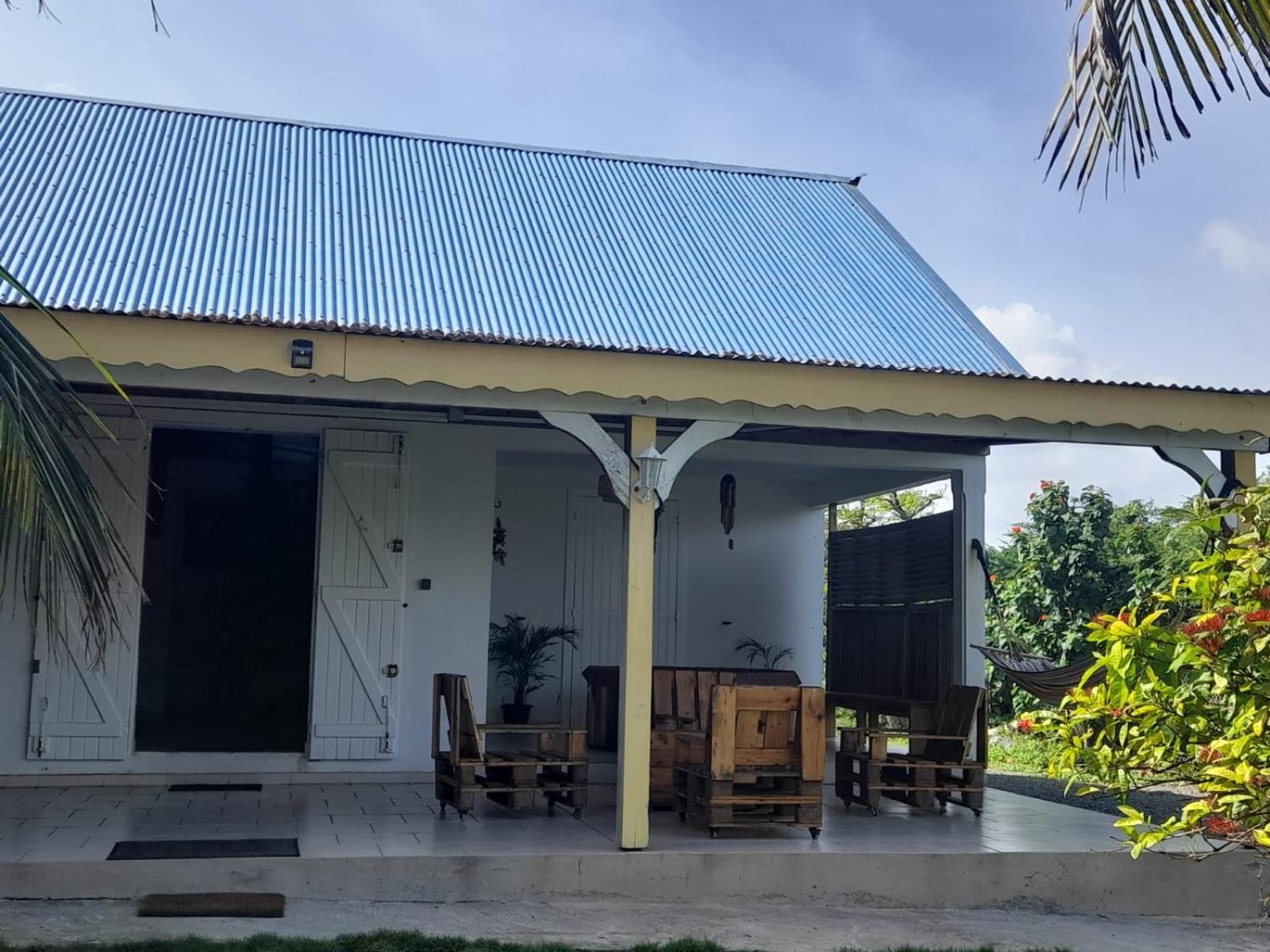Maison Bord De Mer A 100 M Saint-Francois  Exteriér fotografie
